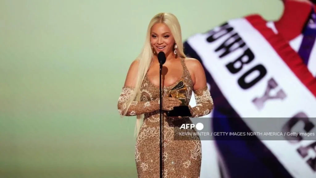 Roban música inédita y más cosas de la cantante Beyoncé de un auto en Atlanta, Estados Unidos.