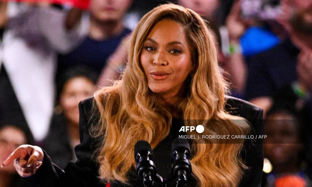 Roban música inédita y más cosas de la cantante Beyoncé de un auto en Atlanta, Estados Unidos.