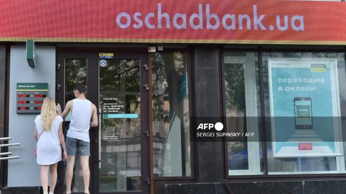 Condenan a Rusia a a pagar mil millones de dólares al banco ucraniano Oschadbank.
