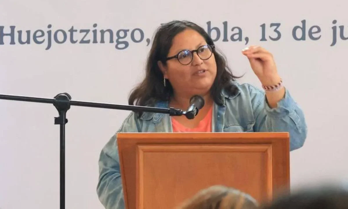 La titular de la Secretaría de la Mujer, Citlalli Hernández, adelantó que revisará la sentencia del TEPJF porque consideró que no existe violencia política de género en contra de la legisladora.