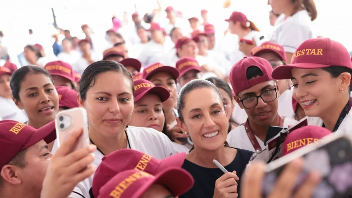 Gobierno dispersa recurso para 15 millones de derechohabientes de programas sociales