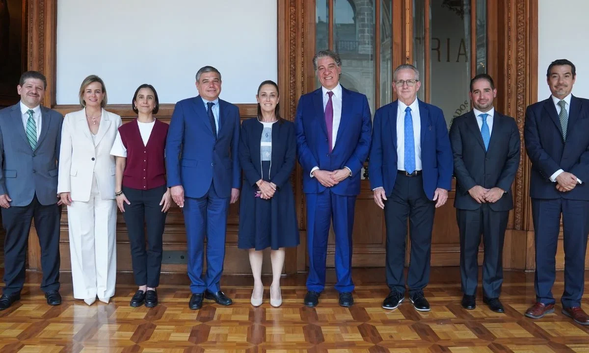 La presidenta Claudia Sheinbaum sostuvo una reunión con el personal de Baker Hughes en Palacio Nacional, afirma que "hay confianza en México".