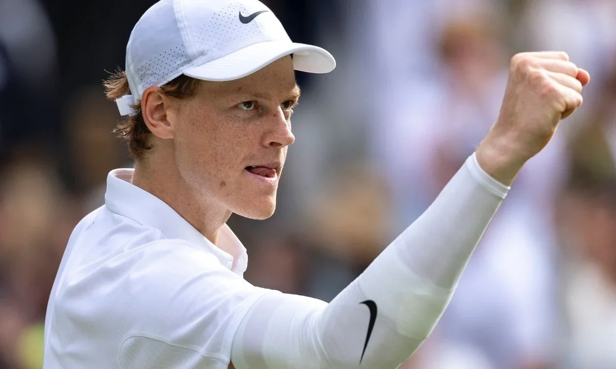 Jannik Sinner enfrenta el viernes a Novak Djokovic por un boleto a su primera final en el All England Club
