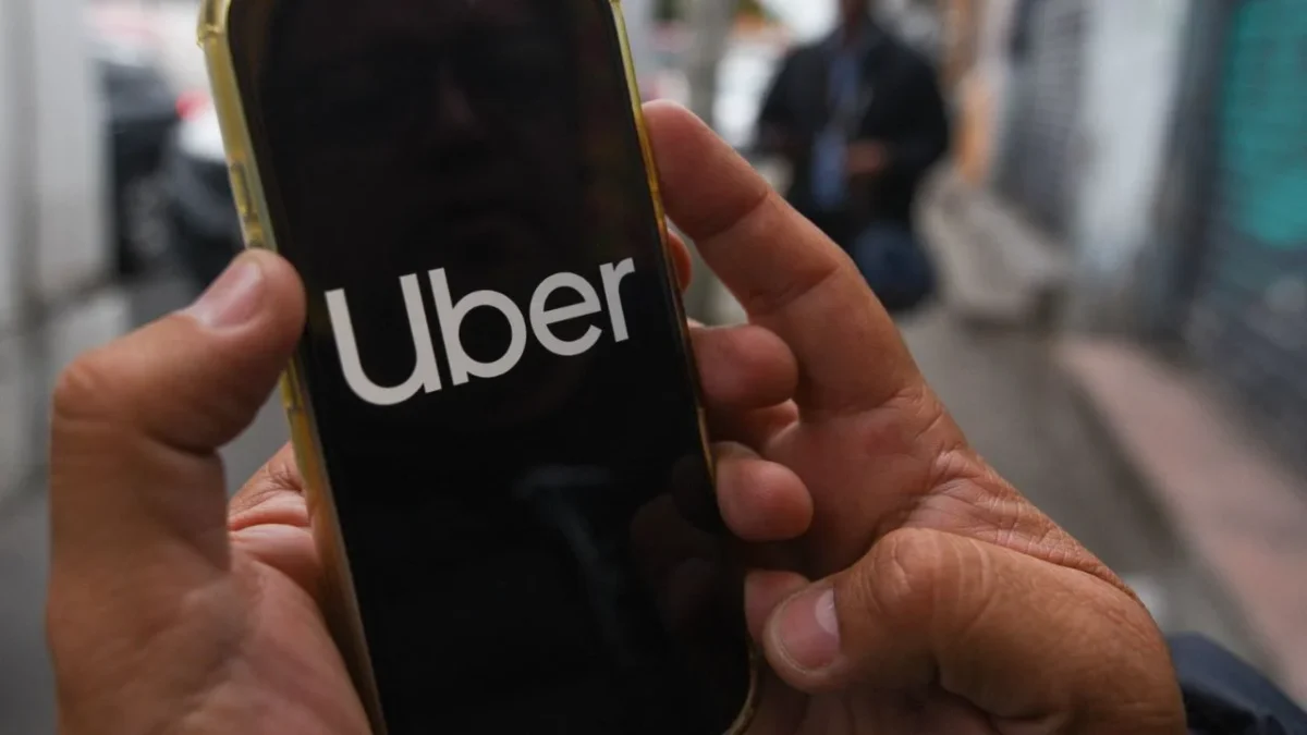 La plataforma Uber da de alta en el IMSS a poco más de 200 mil socios.
