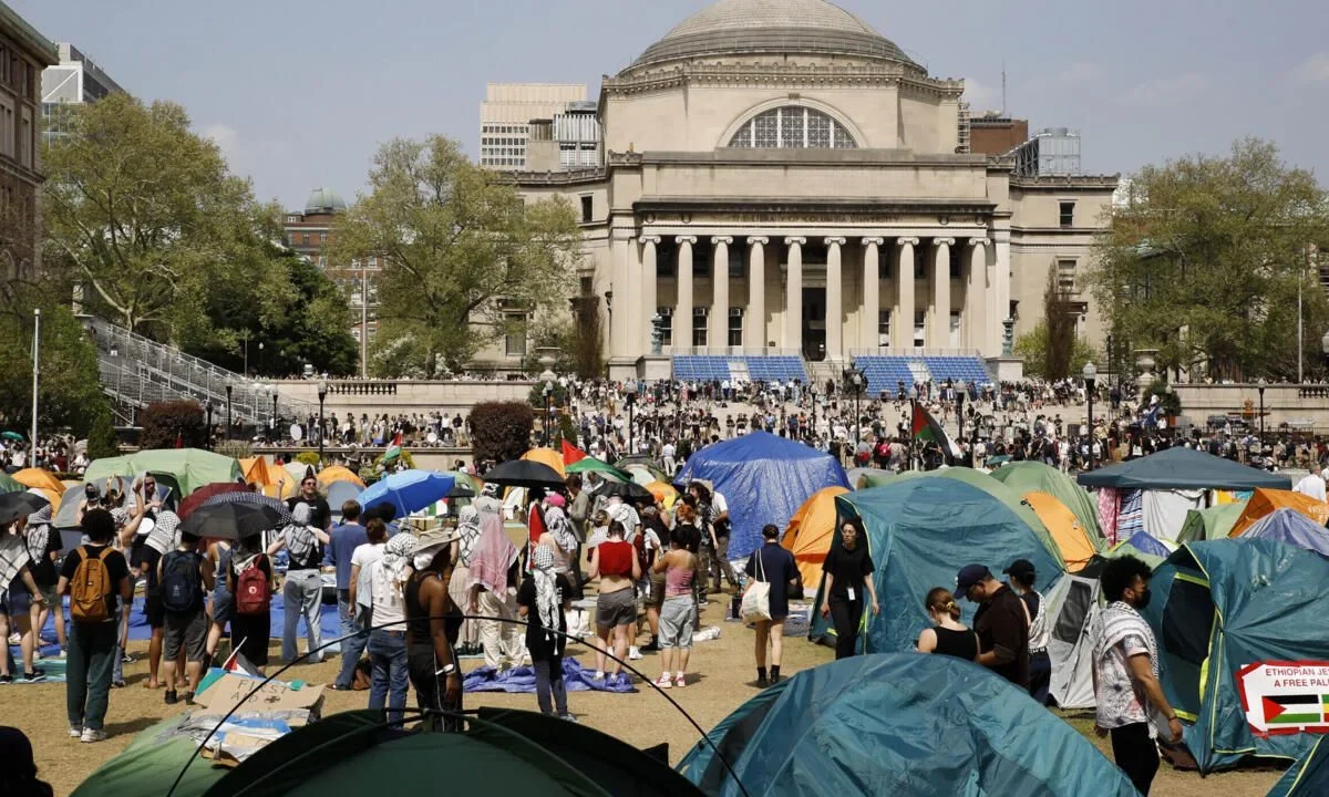 Universidad de Columbia sanciona a estudiantes por protestas contra la guerra en Gaza