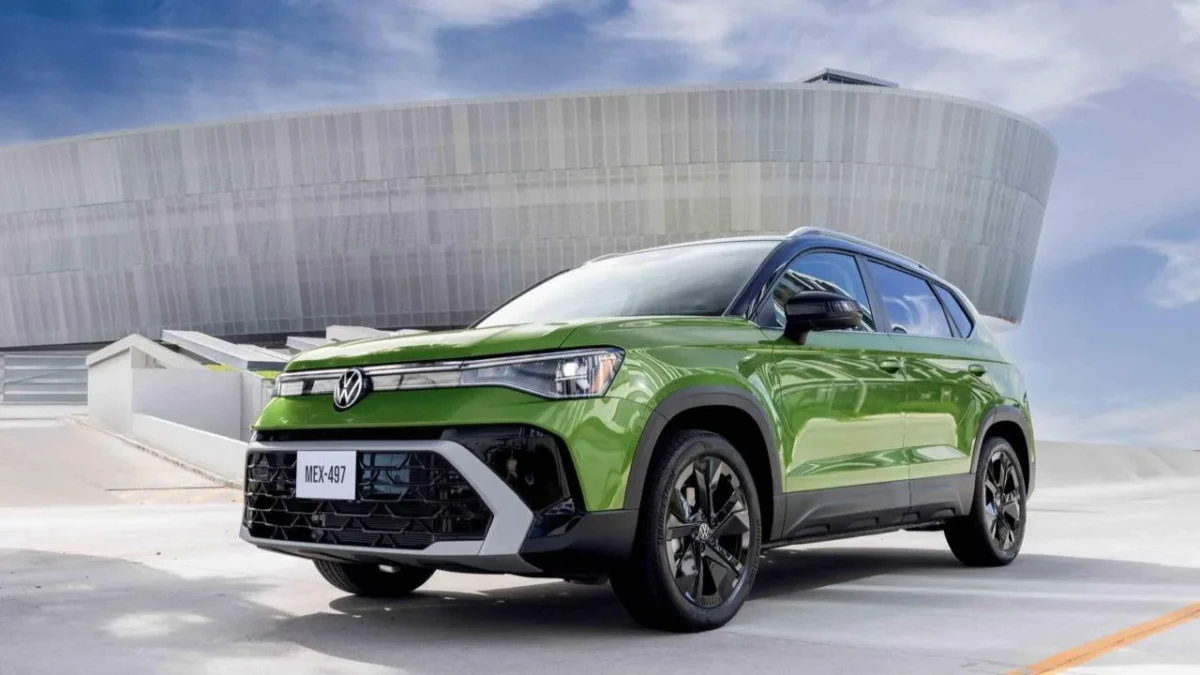 Volkswagen TAOS 2025 presenta actualizaciones que lo dotan de un diseño moderno, interior más tecnológico y mejor insonorización.